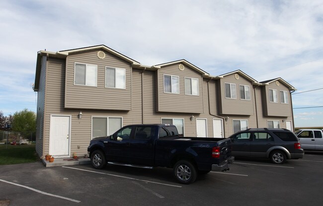 940 E Main St in Jerome, ID - Foto de edificio - Building Photo