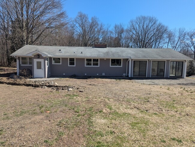 94 Platt Ln in Milford, CT - Building Photo - Building Photo
