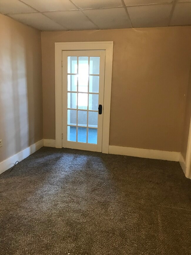 207 W Irvine St in Richmond, KY - Foto de edificio - Building Photo