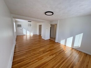 88 Cleveland Ave in Everett, MA - Building Photo - Building Photo