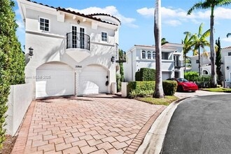20865 NE 31st Pl in Aventura, FL - Building Photo - Building Photo