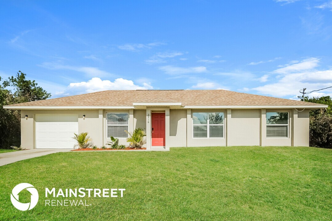2916 22nd St SW in Lehigh Acres, FL - Building Photo