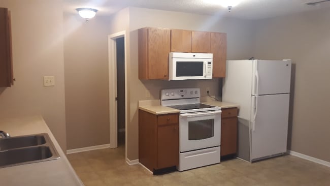2806 Brewster Ln in Lafayette, IN - Building Photo - Building Photo