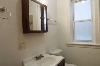 4446 W Walton St in Chicago, IL - Building Photo - Building Photo