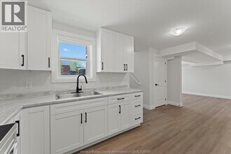1852 CHANDLER  2 in Windsor, ON - Building Photo - Building Photo