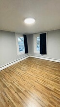 153 S Main St in Phoenixville, PA - Building Photo - Building Photo