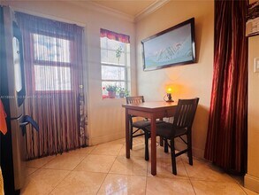 1000 NE 14th Ave in Hallandale Beach, FL - Building Photo - Building Photo