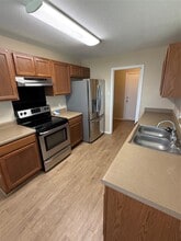 225 Hyltin St in Hutto, TX - Building Photo - Building Photo