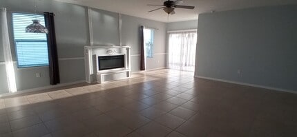 3440 Cancun Ct, Unit G1 in Cape Coral, FL - Building Photo - Building Photo