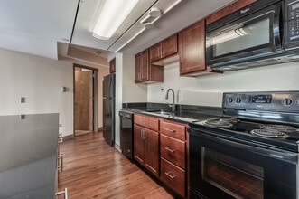 Pierpont Place in Morgantown, WV - Building Photo - Interior Photo