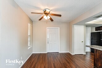 710 Ravencroft Dr in Garland, TX - Building Photo - Building Photo