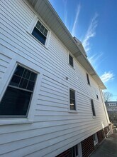 1439 Vassar Dr in Toledo, OH - Foto de edificio - Building Photo