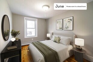 Room in Shared 4 bed/2 bath home in Newton, MA - Building Photo