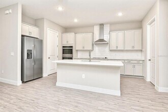 6443 Cyrils Dr in St. Cloud, FL - Building Photo - Building Photo