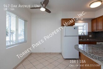 947 Oak Ave in Carlsbad, CA - Building Photo - Building Photo