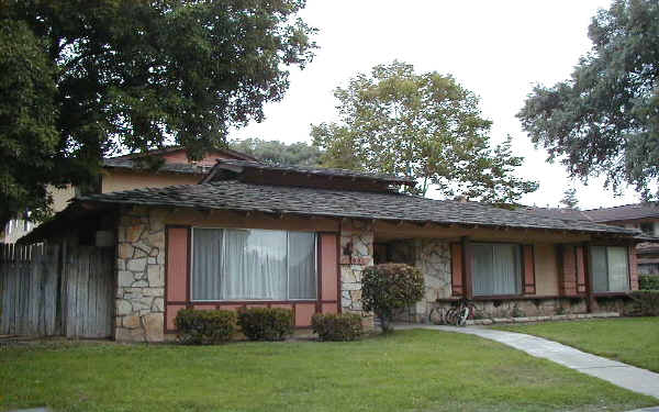 1890 Southwest Expy in San Jose, CA - Foto de edificio - Building Photo