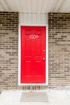 1009 W Cascade Ave in Bloomington, IN - Building Photo