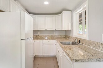 227 NE 188th Ave in Portland, OR - Building Photo - Building Photo