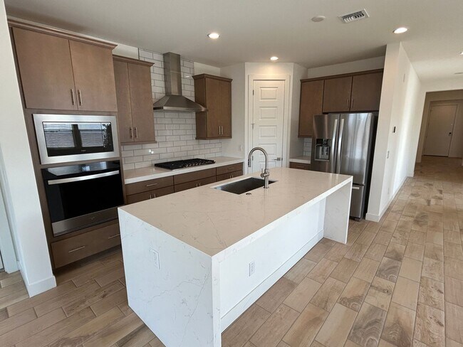 11806 N Loma Linda St in Surprise, AZ - Building Photo - Building Photo