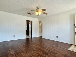 2308 74th St in Lubbock, TX - Building Photo - Building Photo