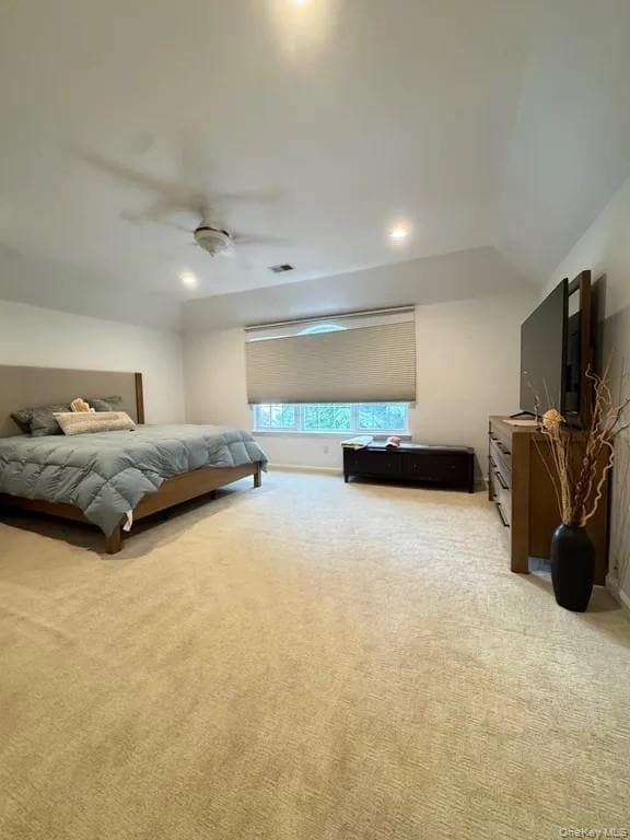 103 Sunflower Ridge Rd in Centereach, NY - Building Photo - Building Photo