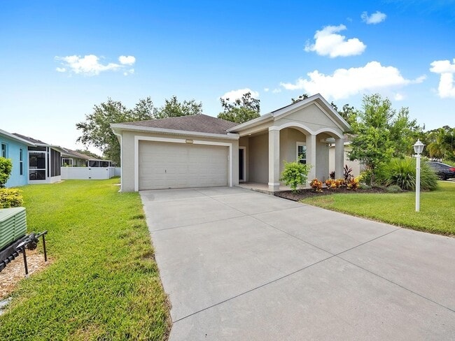5308 34th Ave E in Palmetto, FL - Building Photo - Building Photo