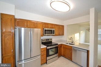 6629 Medinah Ln, Unit 3 in Alexandria, VA - Building Photo - Building Photo