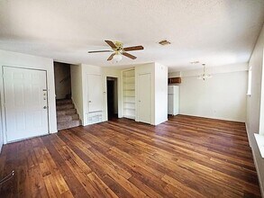 115 S Frio St in Lockhart, TX - Building Photo - Building Photo