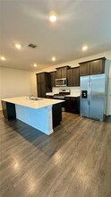 2017 Crooked Bow Dr in Mesquite, TX - Building Photo - Building Photo