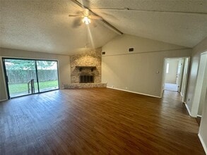 2708 Charlesworth Dr in Austin, TX - Building Photo - Building Photo