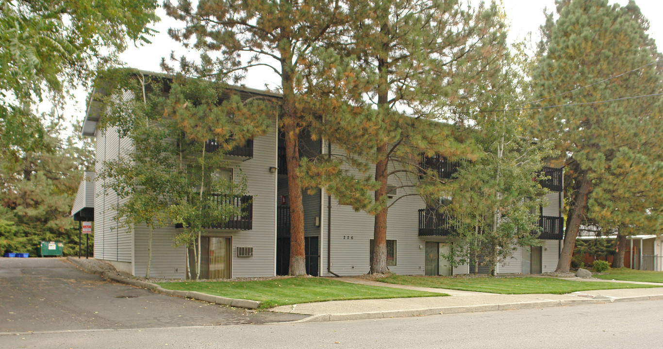 226 N Felts Rd in Spokane, WA - Building Photo