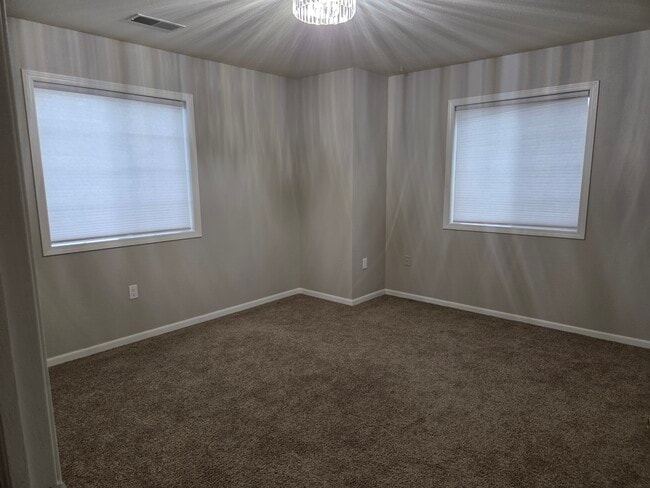 883 E Loos St in Hartford, WI - Building Photo - Building Photo