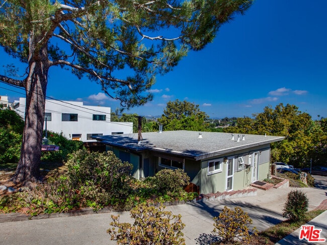 2448 7th St in Santa Monica, CA - Building Photo - Building Photo