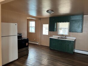 13 Buchanan St in Newville, PA - Building Photo - Building Photo