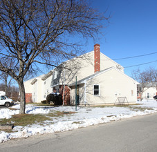 Lord Jeffery Apartments in Belchertown, MA - Building Photo - Building Photo