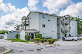 Timbercreek Apartments in Ames, IA - Foto de edificio - Building Photo