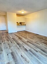 4985 W 7th St in Reno, NV - Foto de edificio - Building Photo