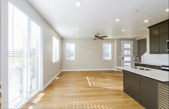 626 S Hamilton St in Watertown, NY - Foto de edificio - Building Photo