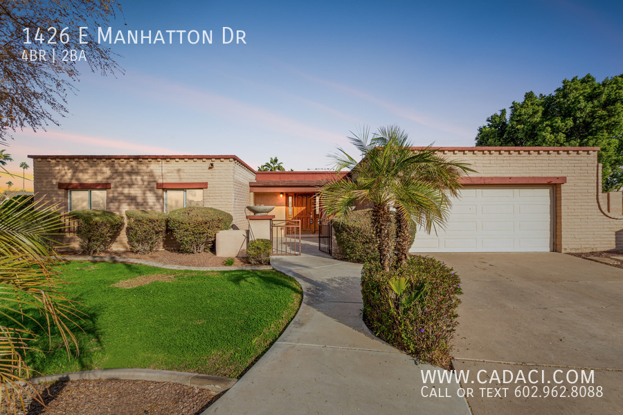 1426 E Manhatton Dr in Tempe, AZ - Building Photo