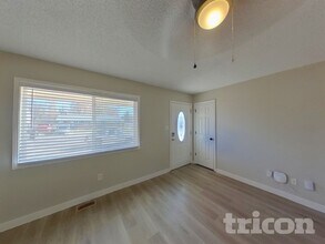 1548 Glacier Dr in Colorado Springs, CO - Building Photo - Building Photo