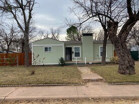 2929 S 3rd St in Abilene, TX - Building Photo