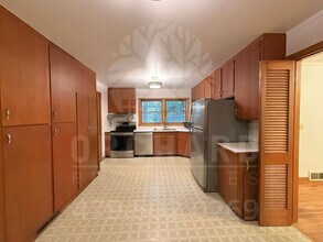 1549 W Markham Rd in Fayetteville, AR - Building Photo - Building Photo