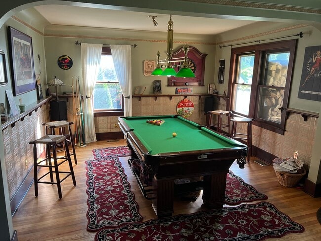 903 E Lincoln Ave in Royal Oak, MI - Foto de edificio - Building Photo