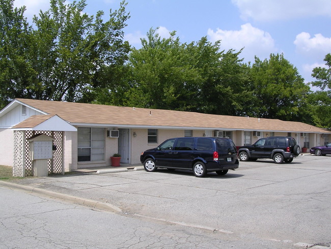 Georgia Apartments in Poteau, OK - Building Photo - Building Photo