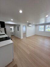 1039 Mound St in Alameda, CA - Building Photo - Building Photo