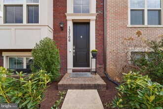 13706 Petrel St in Clarksburg, MD - Building Photo - Building Photo