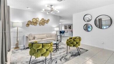 1715 NE 40th St in Oakland Park, FL - Building Photo - Building Photo