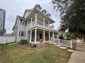 1425 Oakcrest Dr in Providence Village, TX - Building Photo - Building Photo