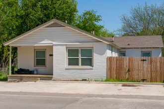 1137 S 73rd East Ave in Tulsa, OK - Building Photo - Building Photo