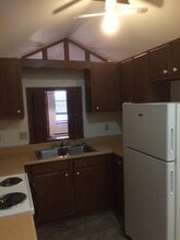 32 N Main St, Unit 3 in Fond du Lac, WI - Foto de edificio - Building Photo